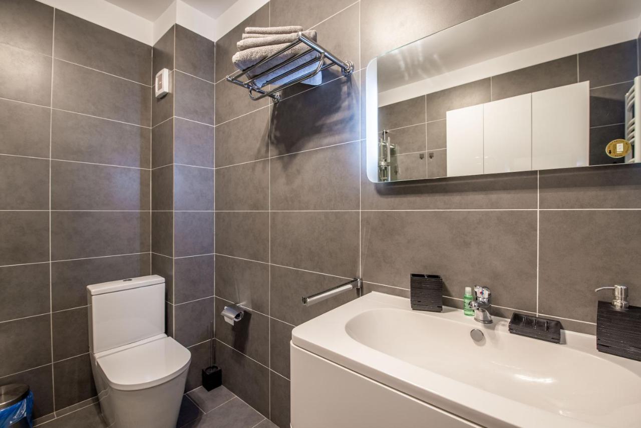 Studio Residence Militari M2 Бухарест Экстерьер фото