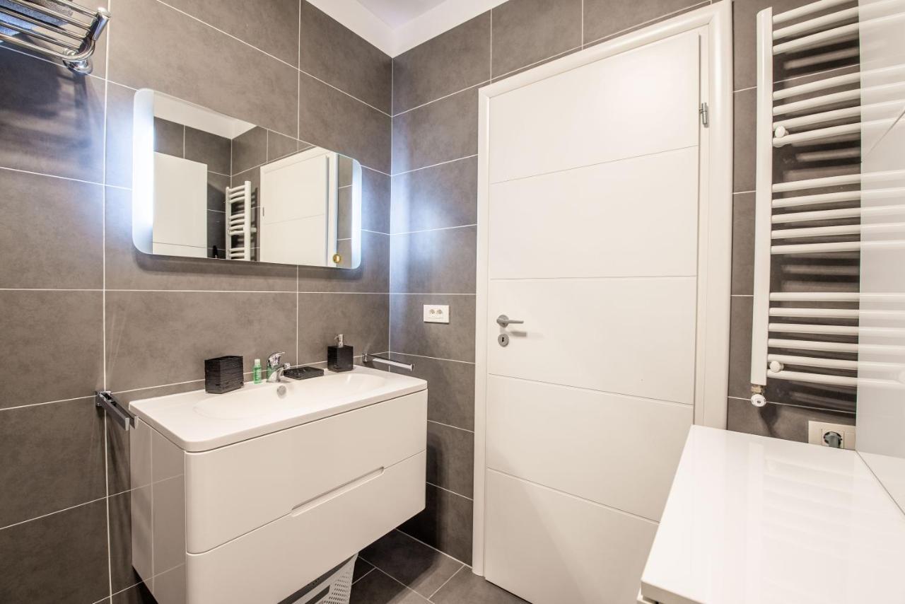 Studio Residence Militari M2 Бухарест Экстерьер фото